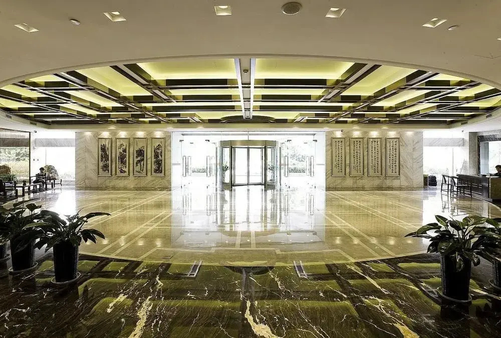 Shungeng Hillview Hotel