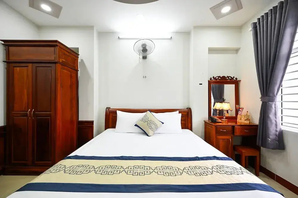 Sky Star Hotel Go Vap