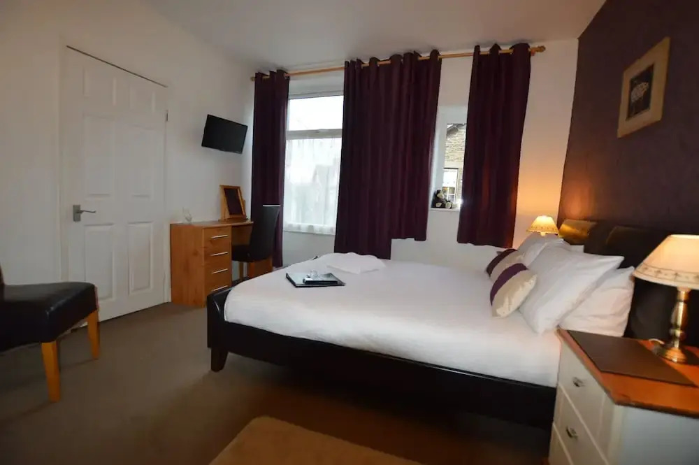 All Seasons Guest House