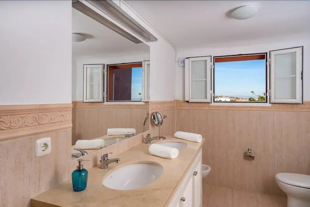 Unbeatable Penthouse in Fuengirola Hills