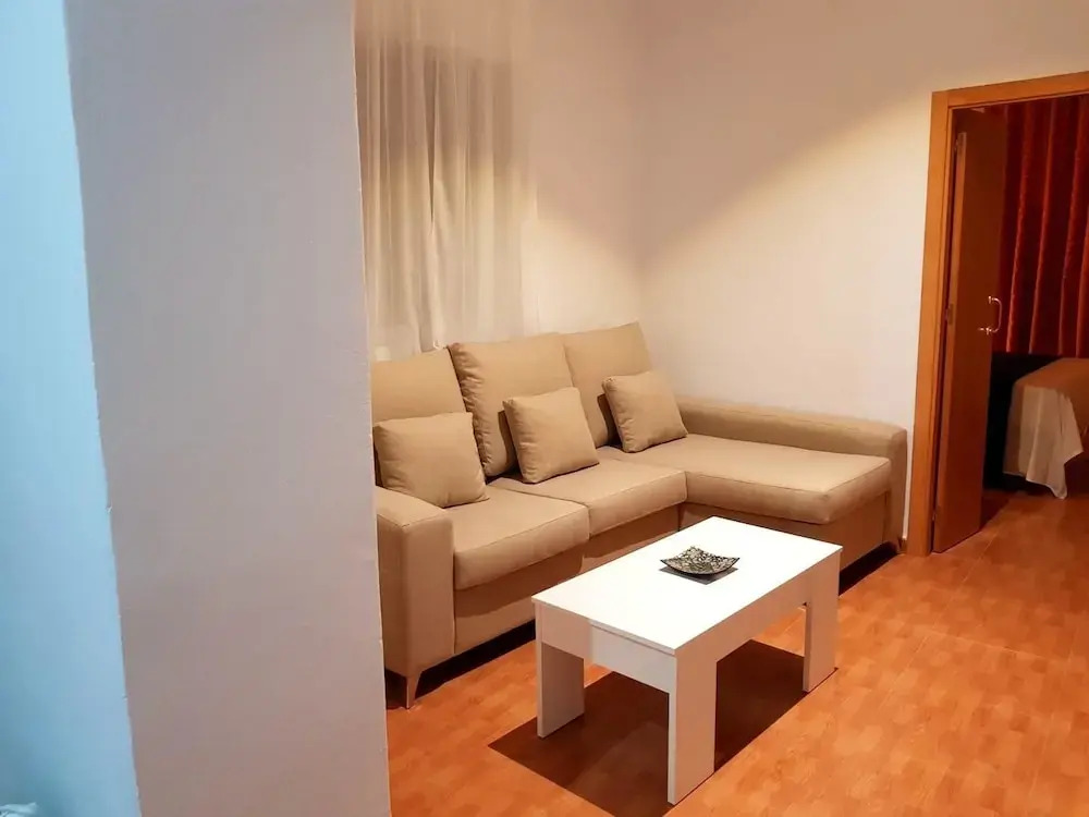 Apartment With 2 Bedrooms in Sevilla, With Wifi
