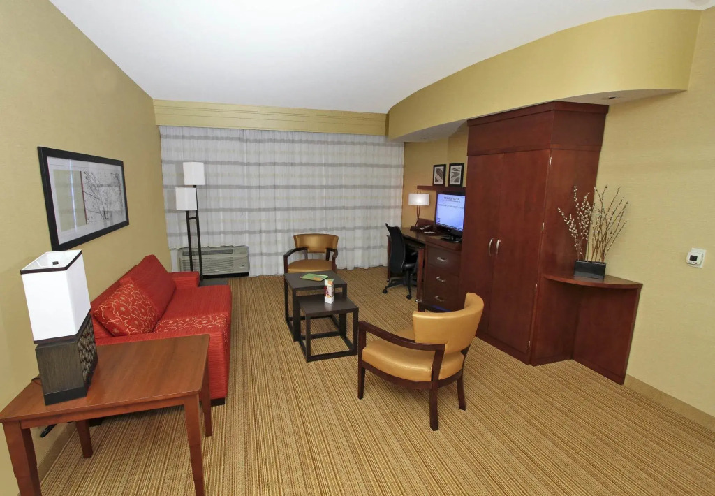 Courtyard by Marriott Raleigh North