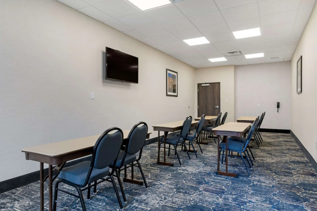 Comfort Suites Paducah Mall Area