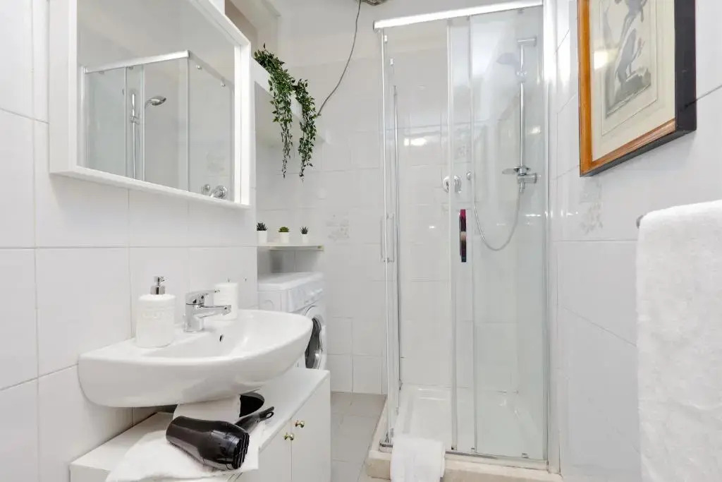 Urbana Apartment