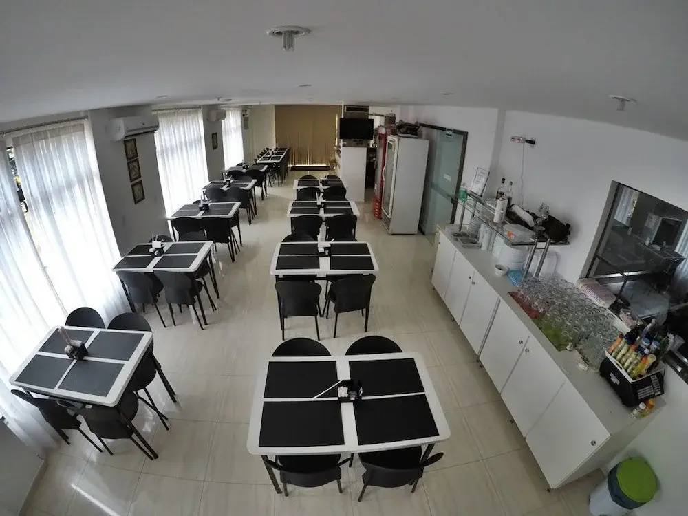 Hotel Dove