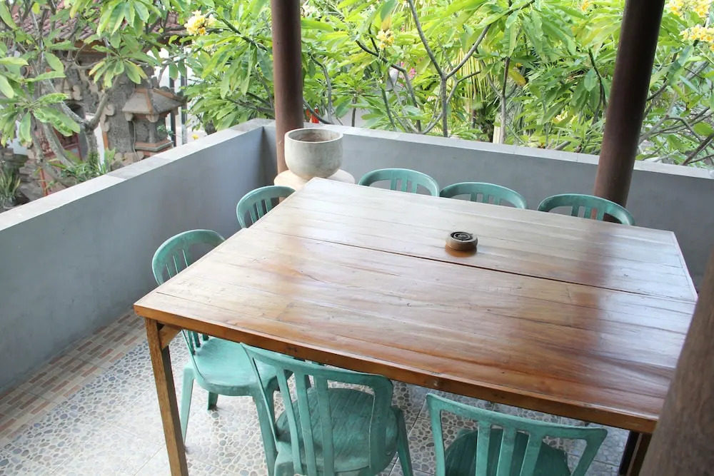 Airy Kuta Dewi Sartika Gang Nusa Indah 30 Bali
