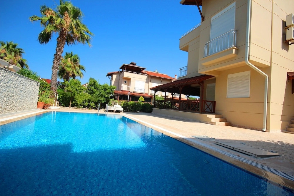 Paradise Town Villa Cordelia