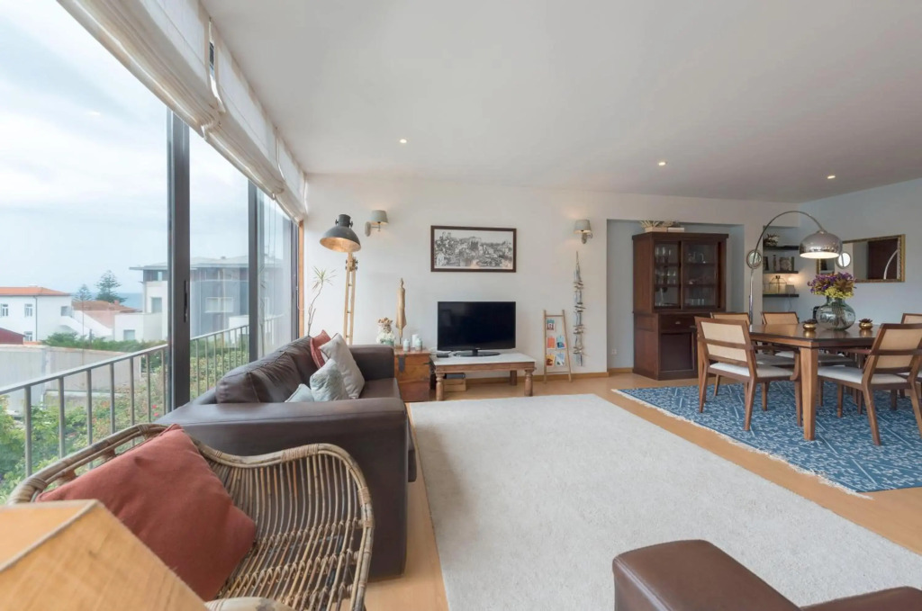 Between River and Sea Porto Apartment
