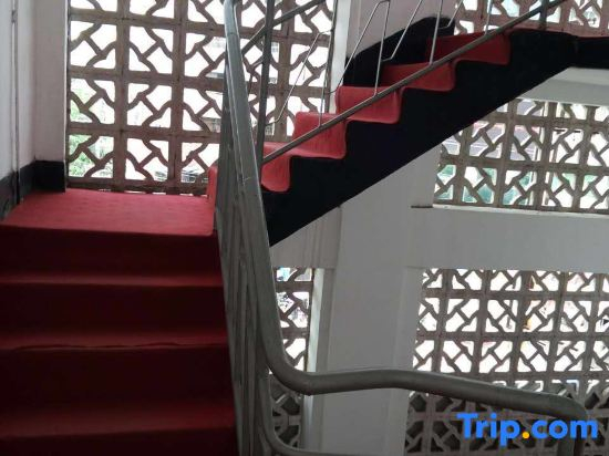 Ningdu Waitan Yihao Hotel