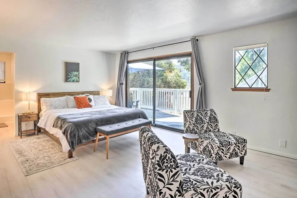 Boho-chic Home w/ Game Room Near Lake Gregory!