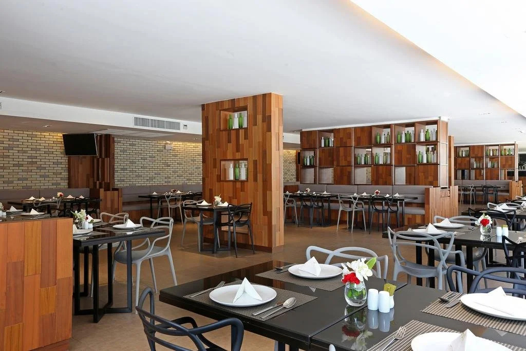 S Ratchada Leisure Hotel