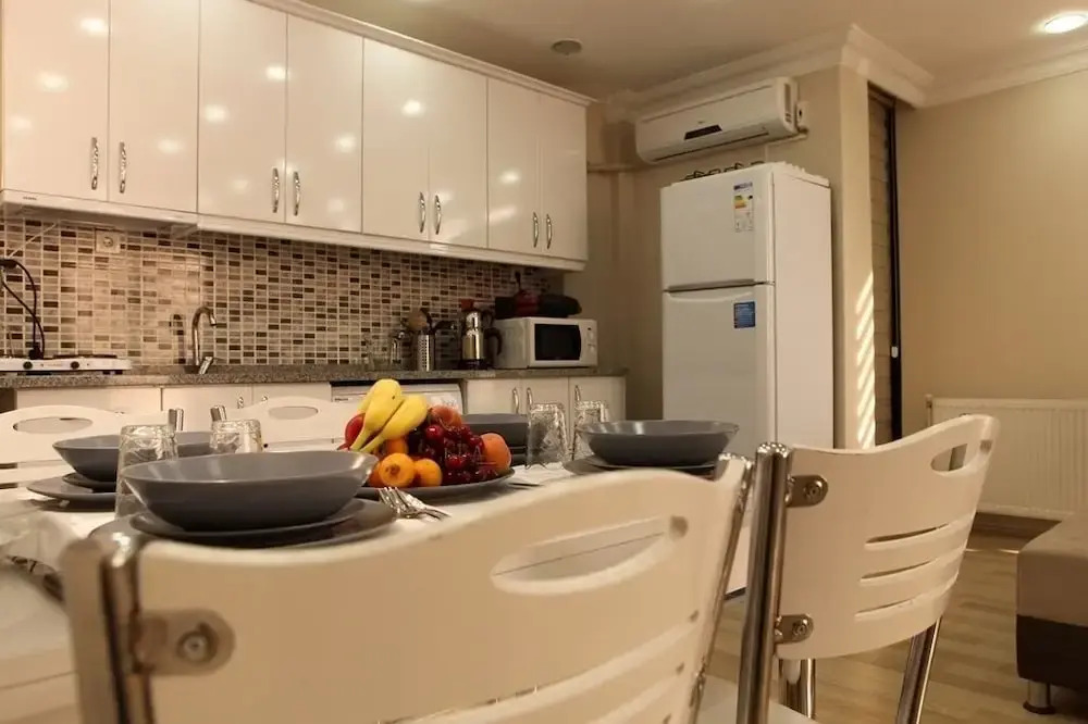 Noi Suites