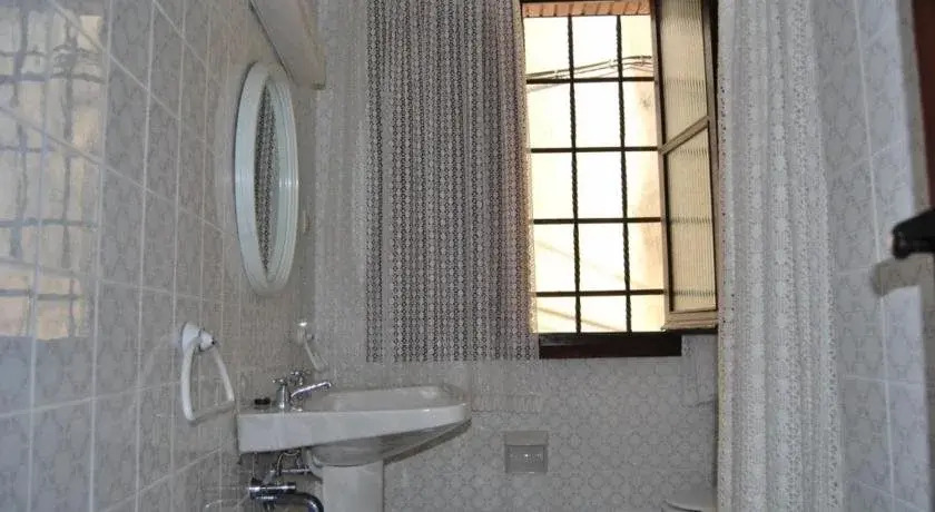 Hostal Crucica