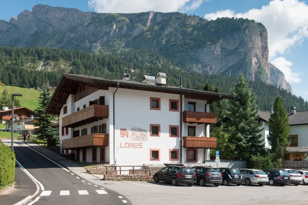 Apartments Lores