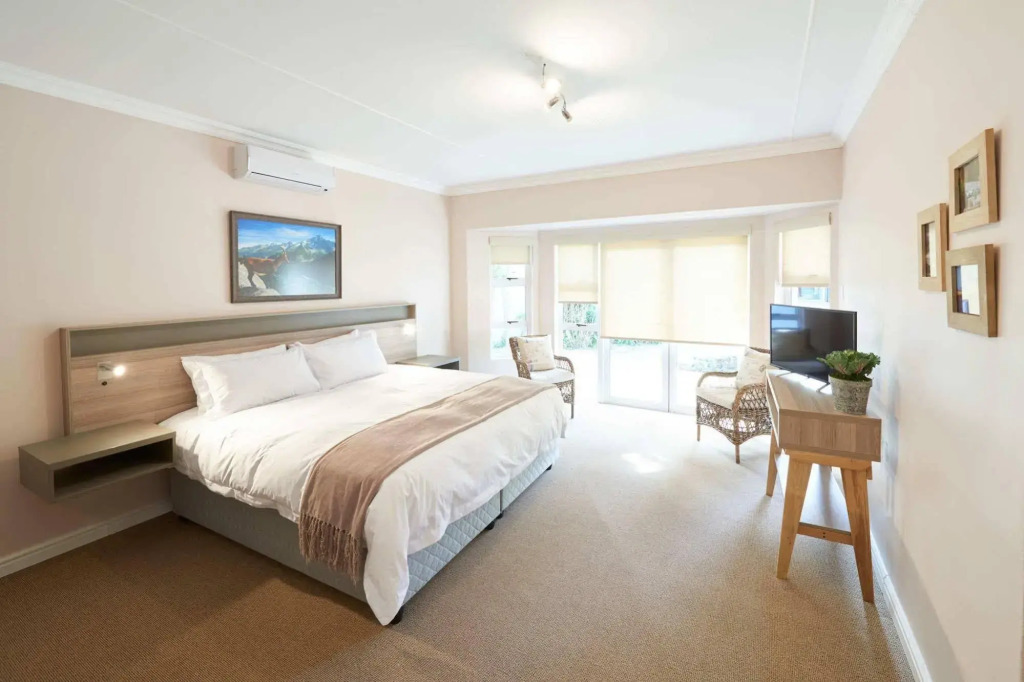 Outeniqua Travel Lodge