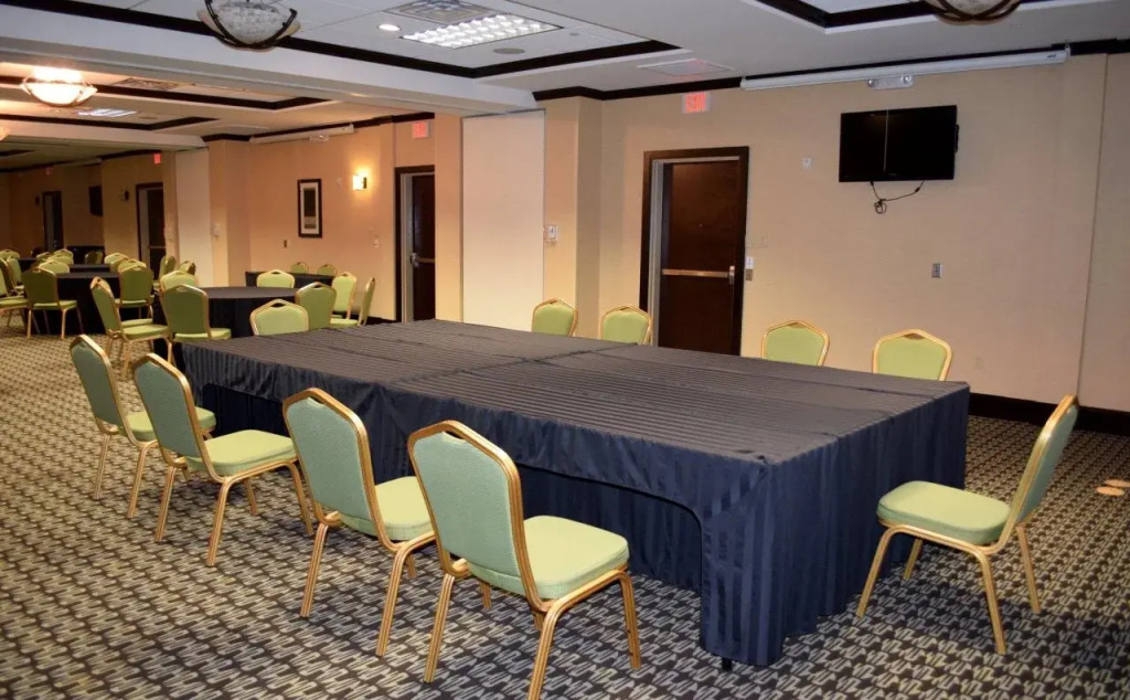 Holiday Inn Hou Energy Corridor Eldridge by IHG