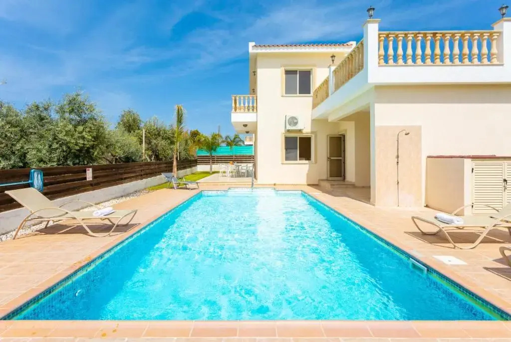 Rose Villas Collection
