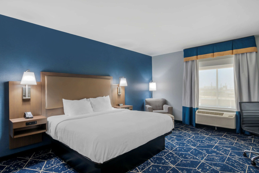 Hyatt Select St Louis Airport