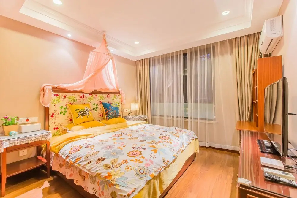 Hangzhou One Family Wuzhen Yayuan Branch