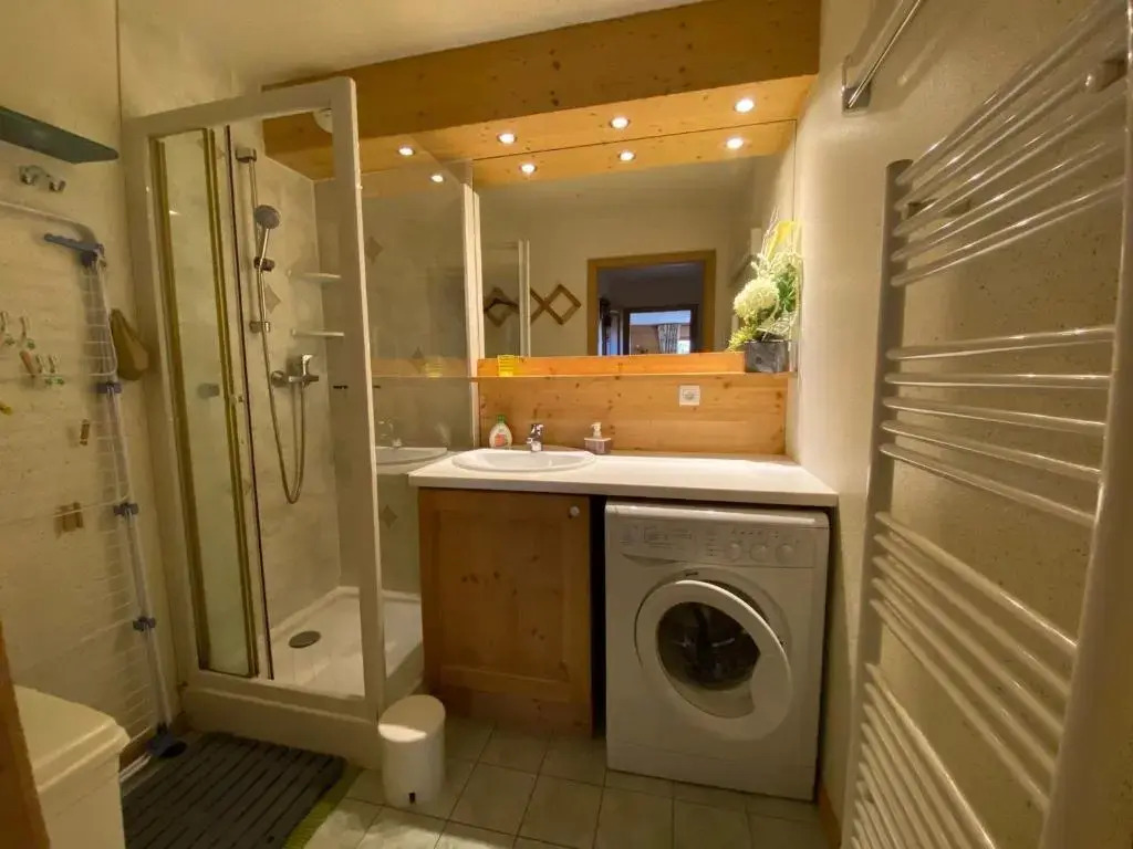 Appartement La Clusaz, 3 pièces, 6 personnes - FR-1-459-90