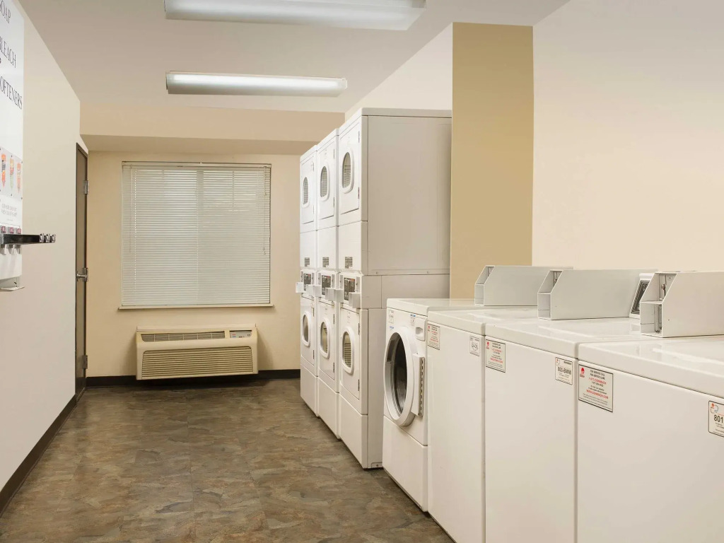 Extended Stay America Select Suites - Oklahoma City - Southeast