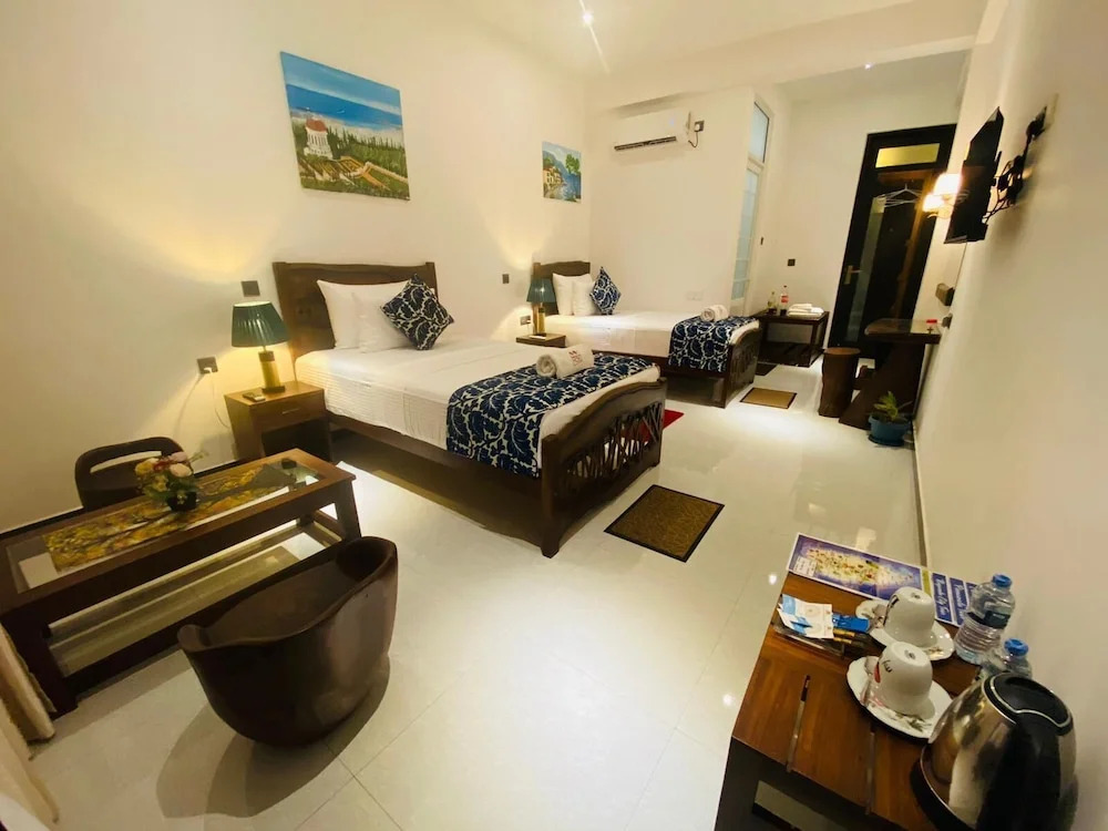 Airport Faith Hotel