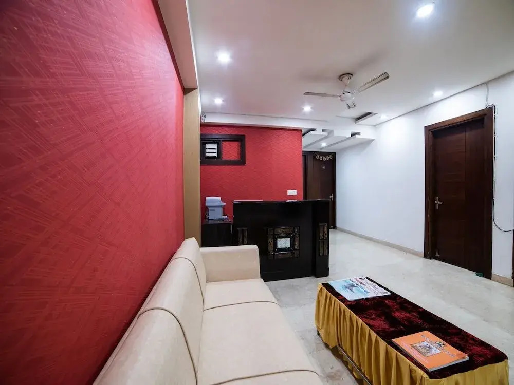 OYO 22527 Supreme Residency