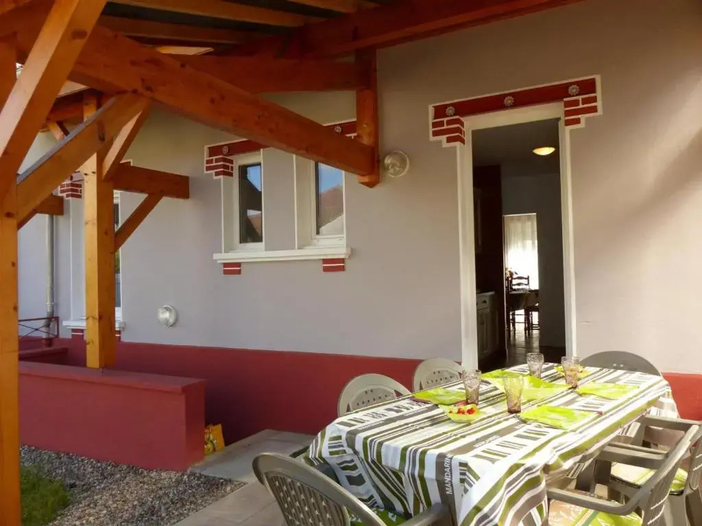 Gîte confortable avec jardin et animaux acceptés - FR-1-489-253