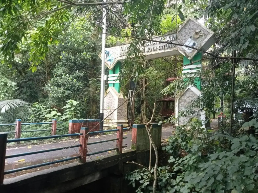 Tangkoko Jungle Homestay