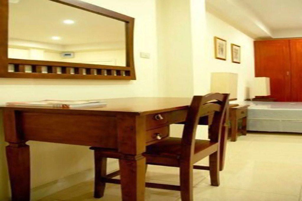 Royal Pimand Serviced Apartment