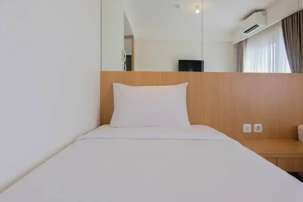 Twin Bed Studio Room at Annora Living Apartment