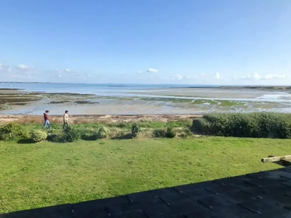 Apartment With 2 Bedrooms in Sarzeau, With Wonderful sea View, Enclosed Garden and Wifi - 100 m From the Beach