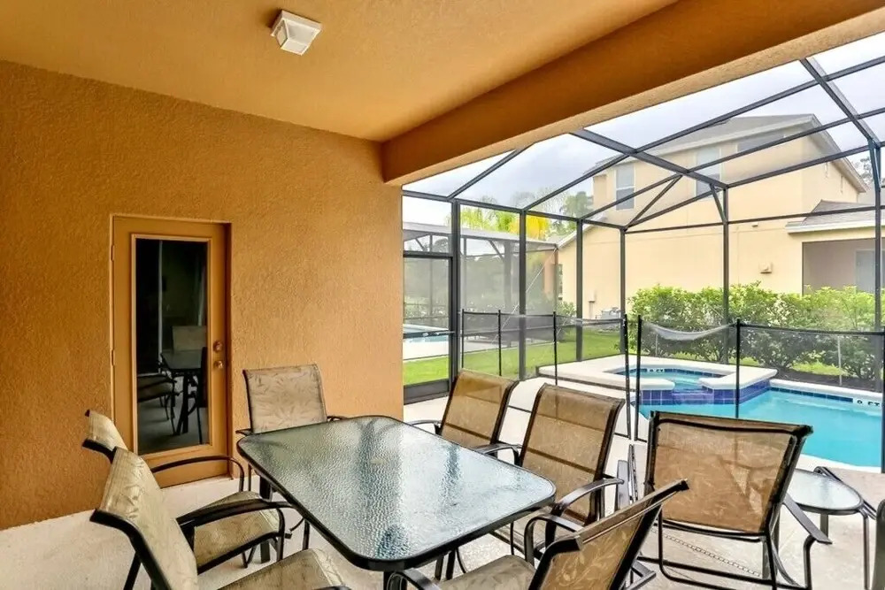 Spacious At The Bellavida Resort 220 6 Bedroom Home by RedAwning