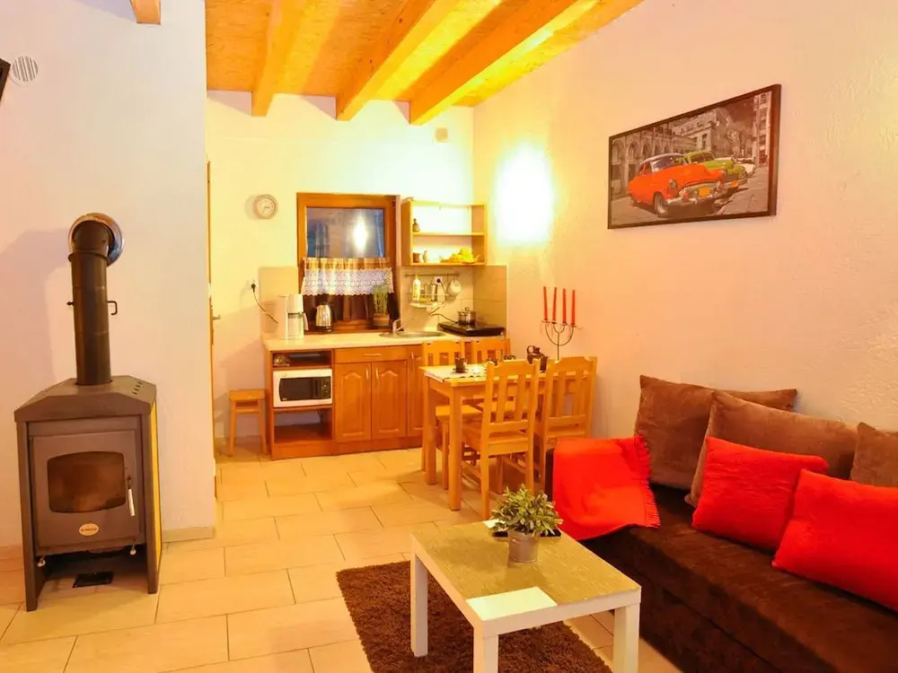 Quaint Holiday Home in Gleznowo With Parasol