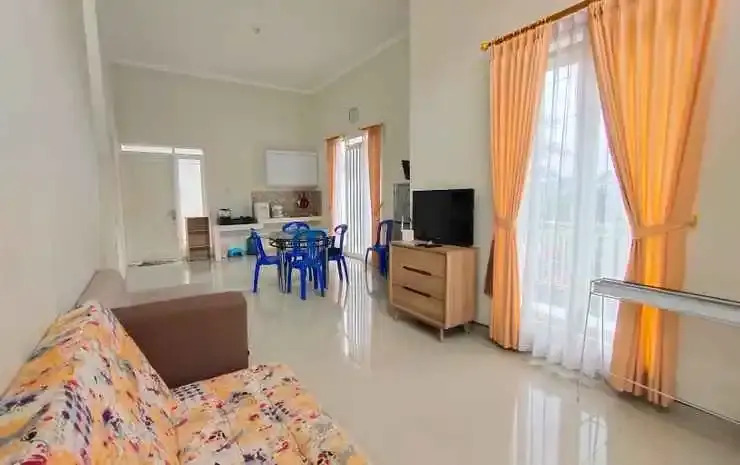 Villa Emerald H1 by N2K