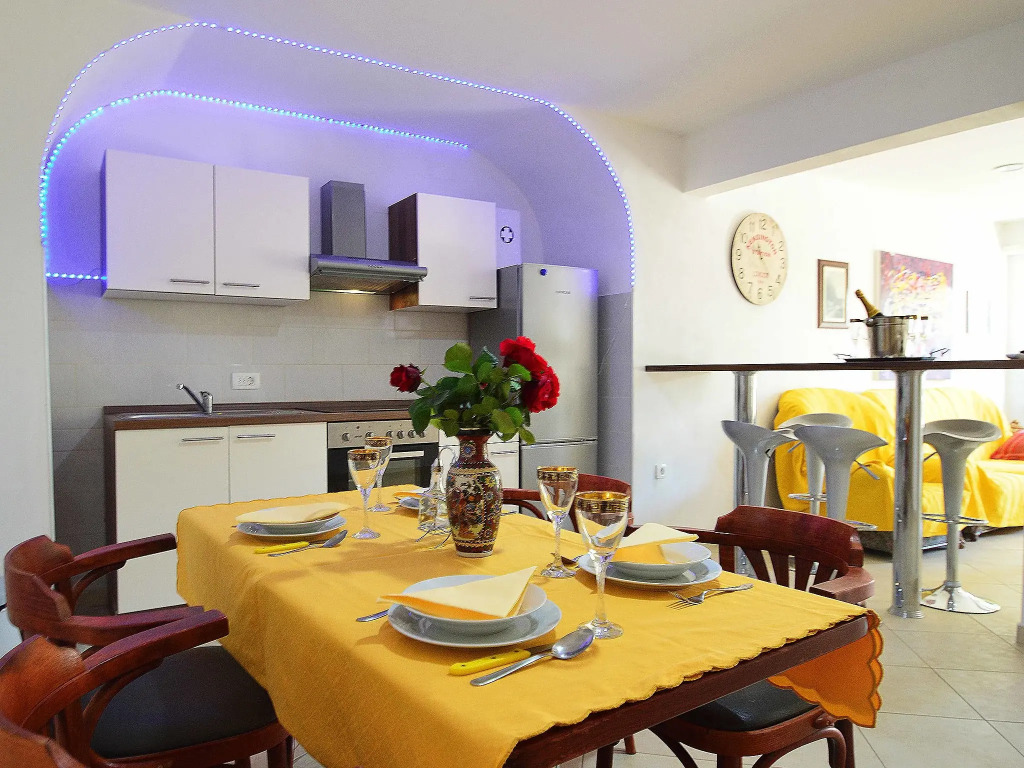 Holiday home Andrea with whirpool by Villas Guide