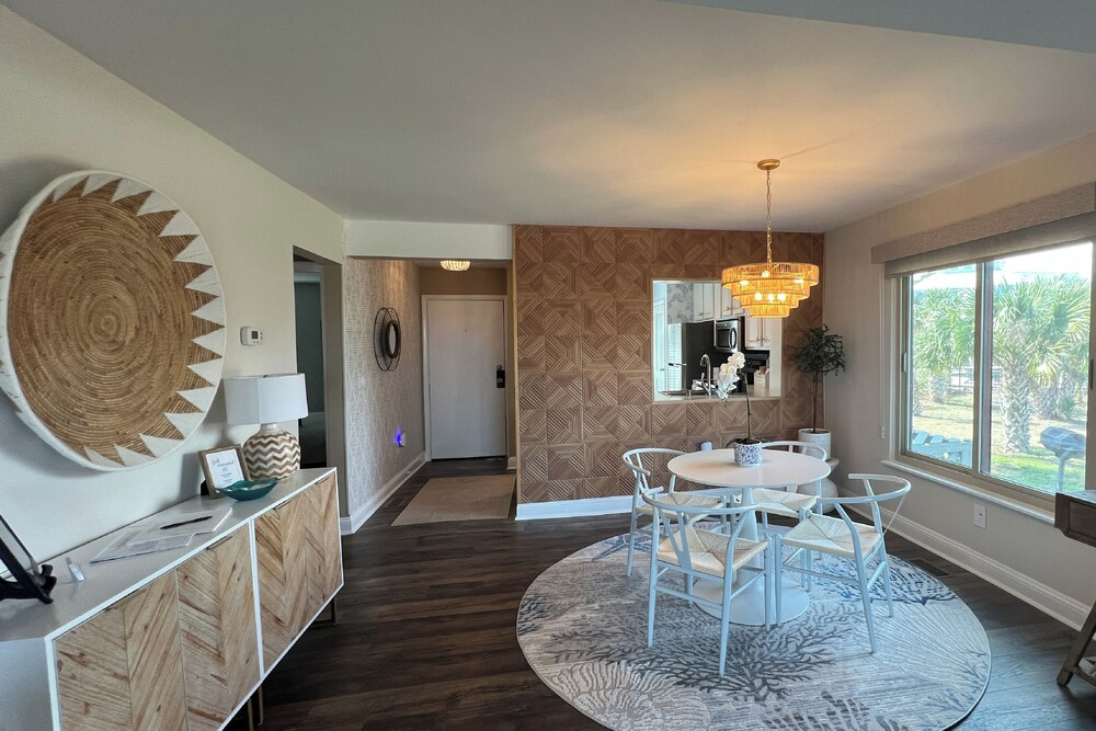 Beachfront Saint Helena Island Condo w/ Amenities!