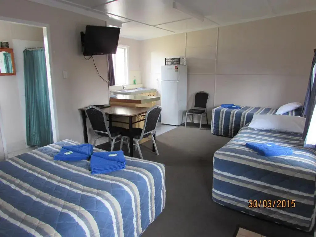 Acacia Motel