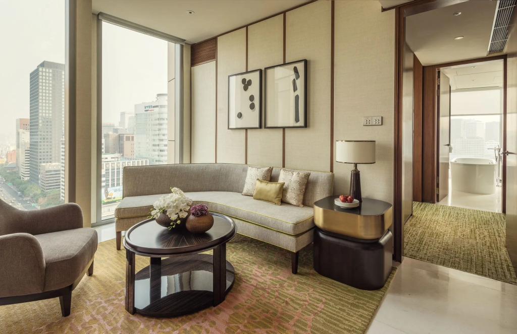 Отель Four Seasons Seoul