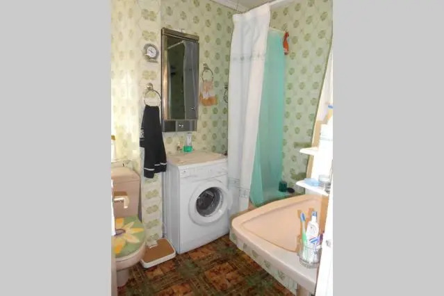 Comfortable House Center (1)