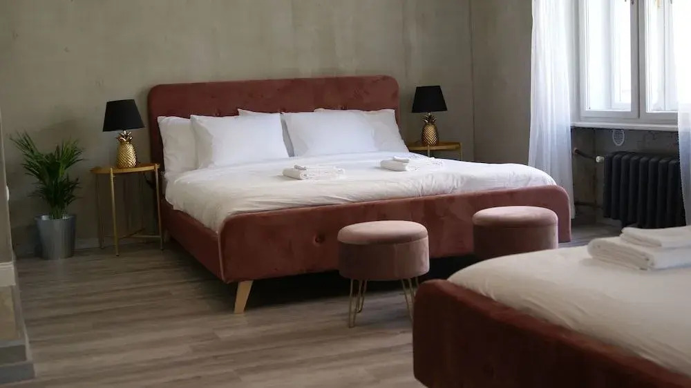 The 7 Budapest