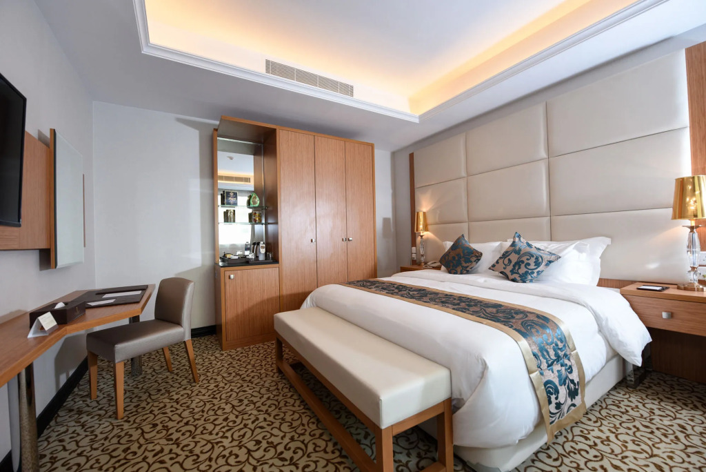 Verta Quraish Hotel