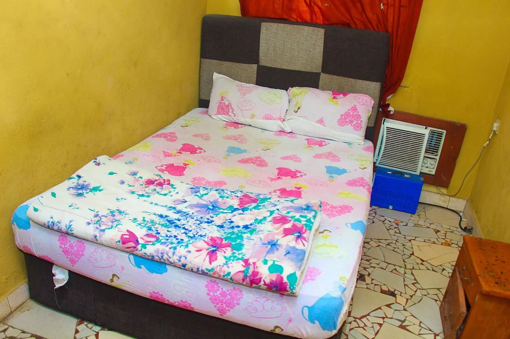 Adesuwa Royal Guest House Ipaja