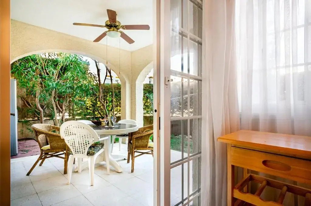 200 Meters To The Beach 2 Bedroom Appartment