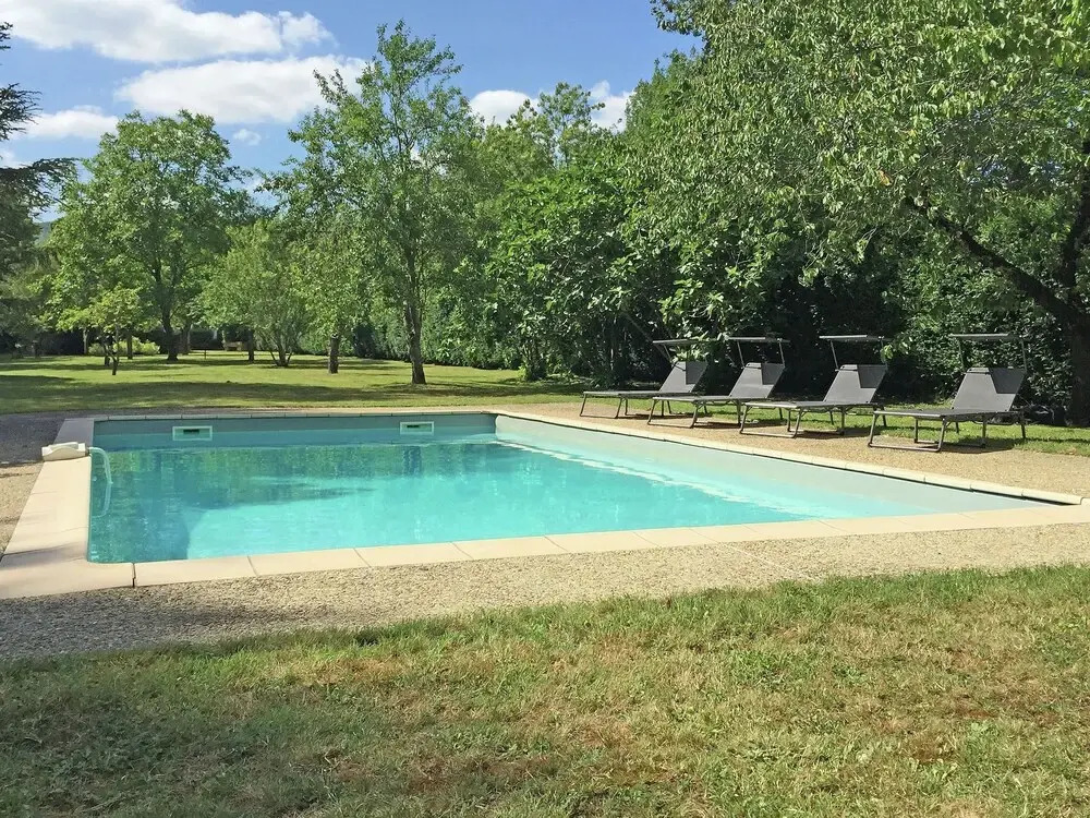 Quaint Villa in Chalabre with Swimming Pool