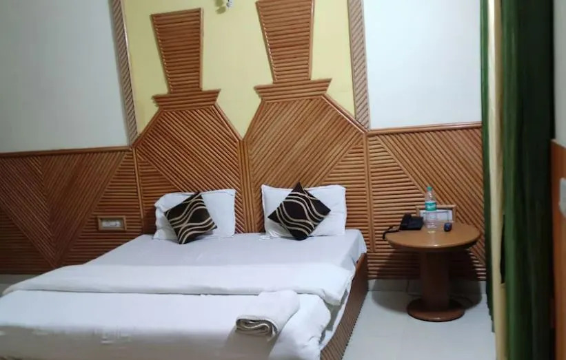 Corbett Call Resort