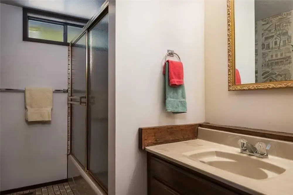 Sauna and Pool Table in Unique Cabin! #313