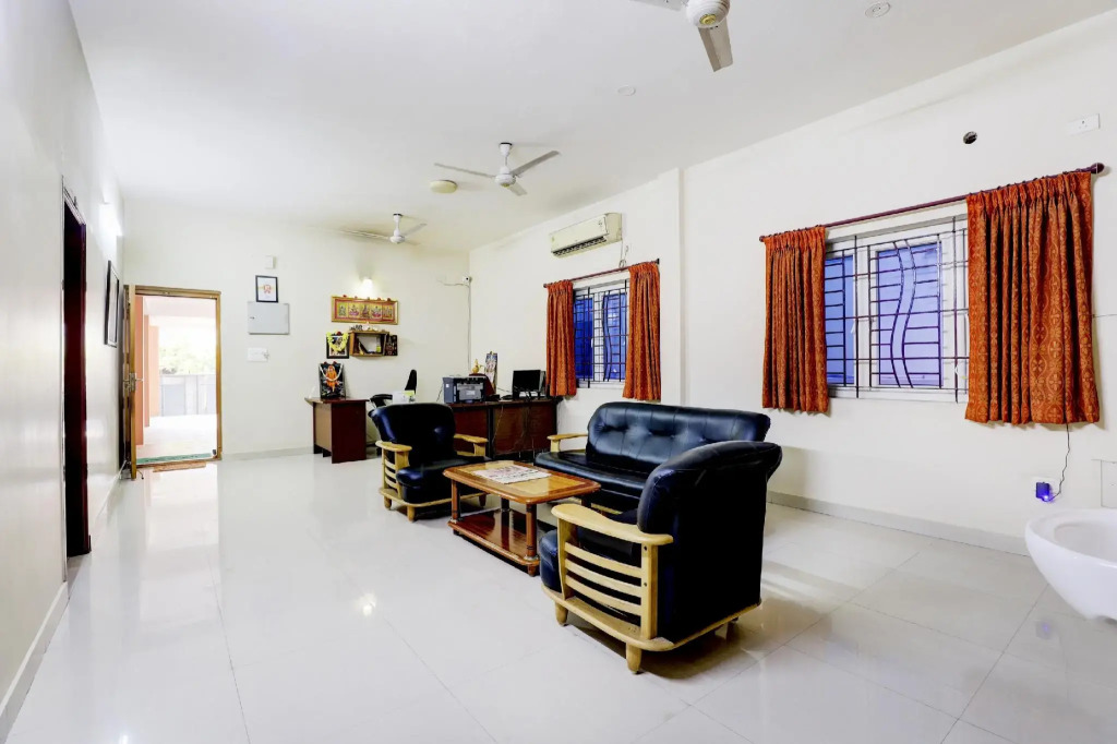 OYO 79255 Happy Homes Service Apartments