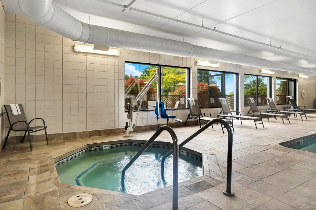 Comfort Inn Cadillac
