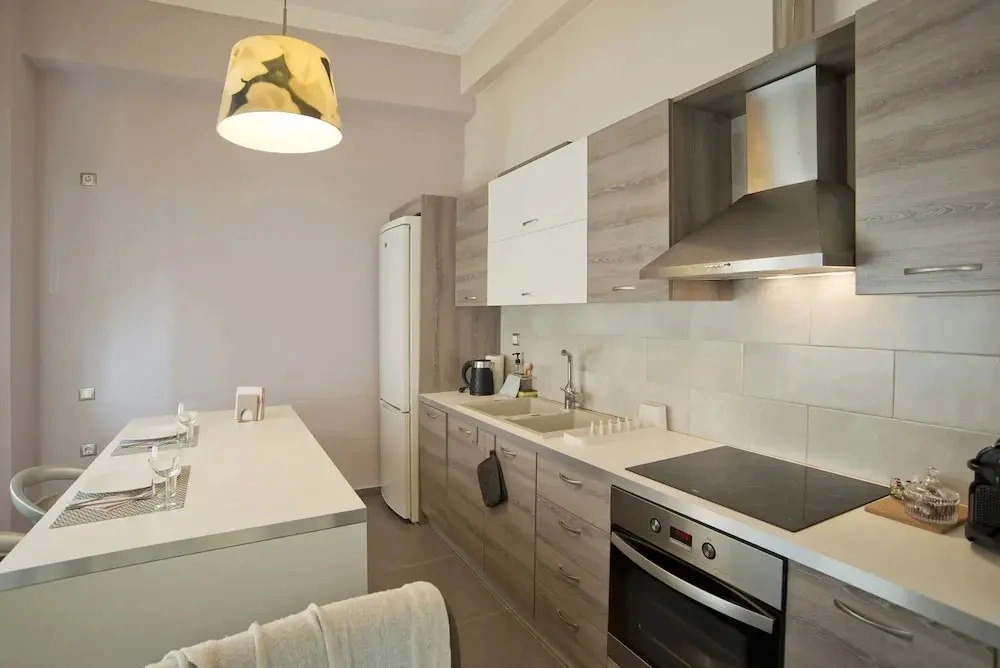 Coastal Charm in Piraeus